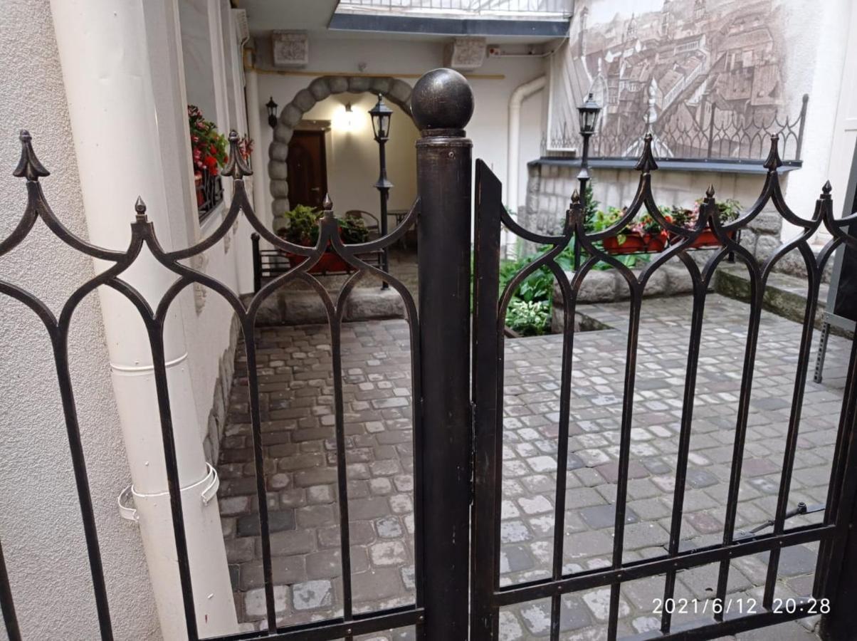 Rynok 25 Deluxe Lviv Center公寓 外观 照片